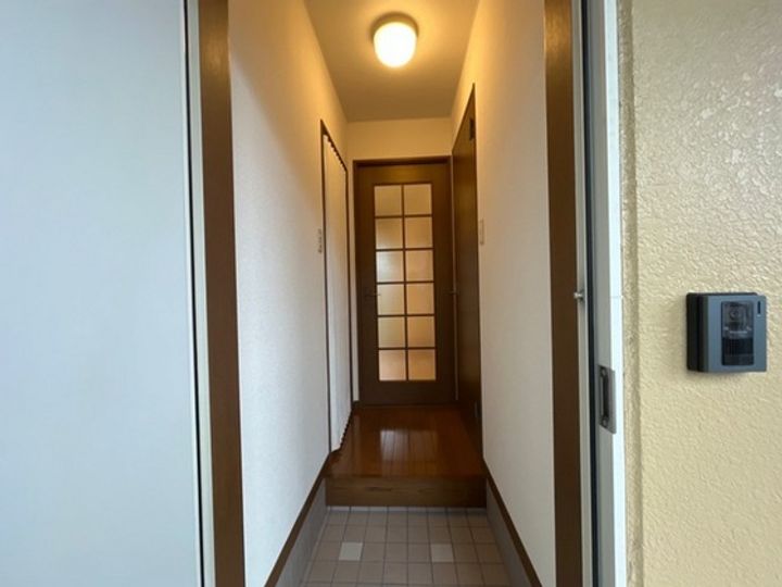 メゾンあさひの玄関