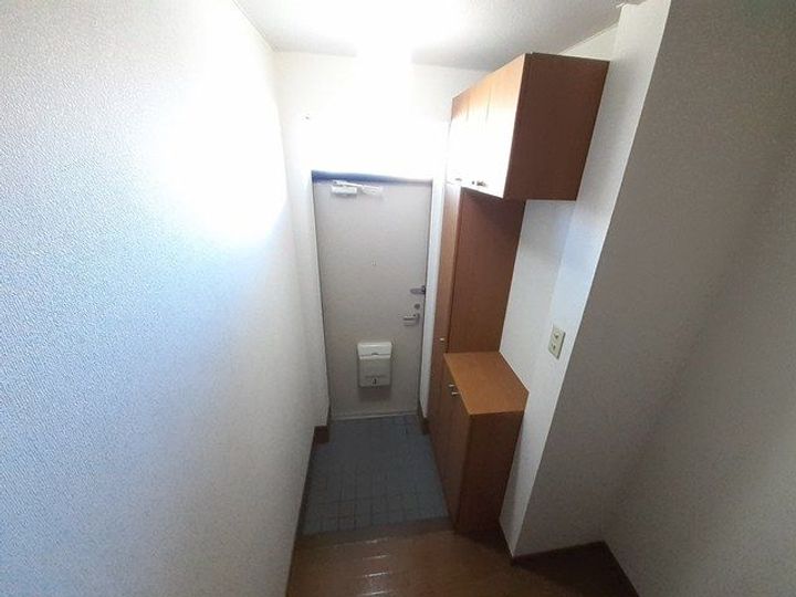 メゾン スターブルの玄関