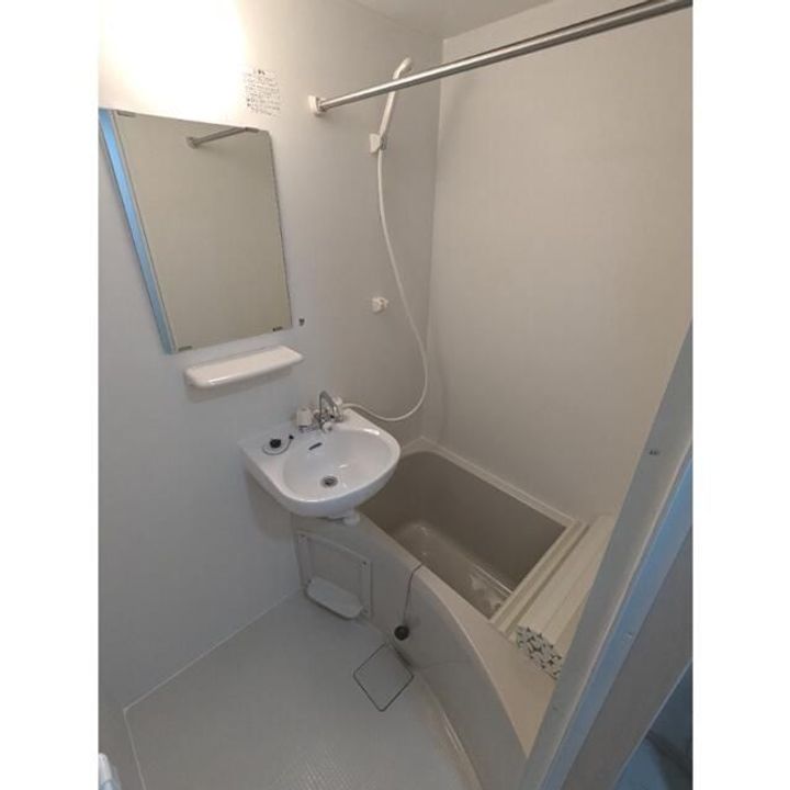 神奈川県横浜市神奈川区入江1(アパート)の賃貸物件の風呂