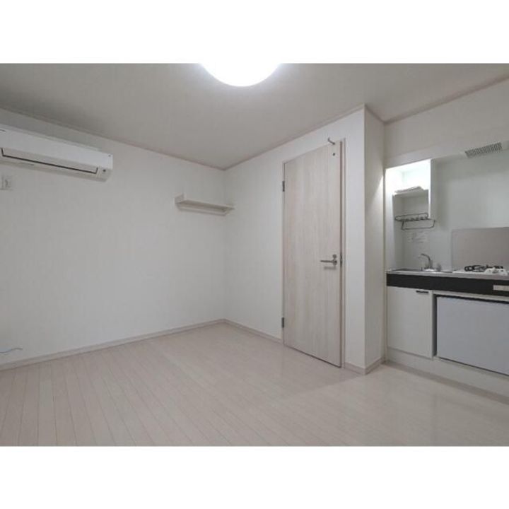 神奈川県横浜市神奈川区入江1(アパート)の賃貸物件の内装