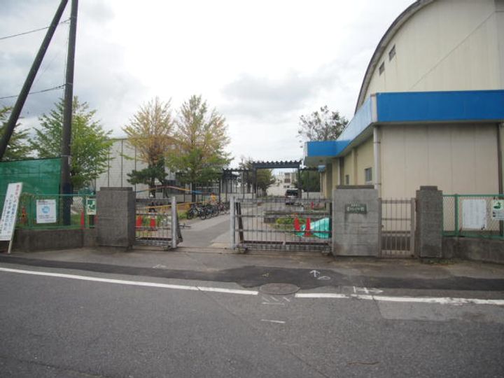 末広サンフレアBの周辺