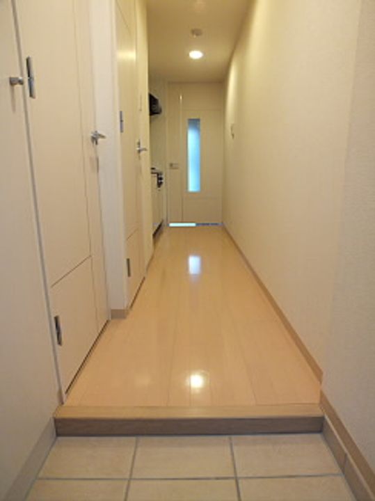 東京都調布市仙川町2(マンション)の賃貸物件の玄関