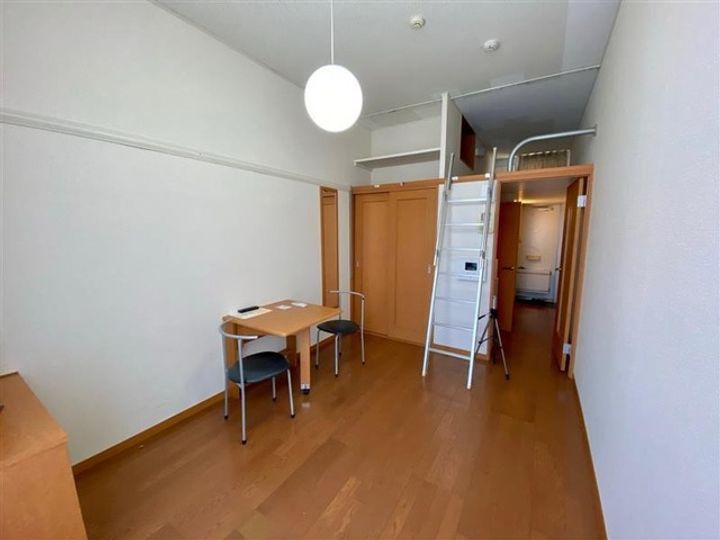 レオパレスリブの居間