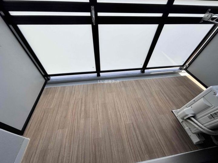 GENOVIA神戸湊川公園の内装