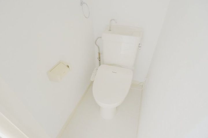 ユーハイム緑井A棟の内装