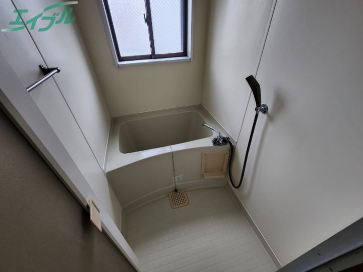 トランプコート四日市の風呂