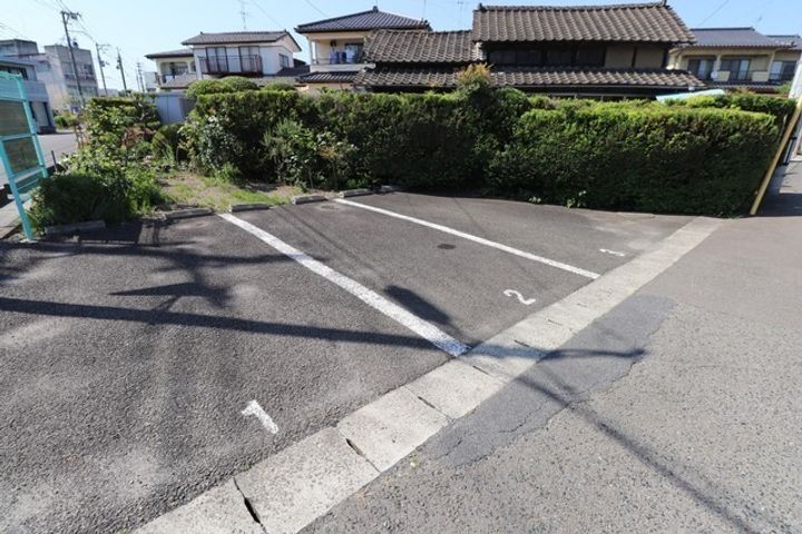 アンプルール ブア アントゥルーアの地図