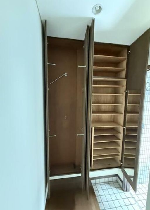 東京都渋谷区神宮前3(一戸建)の賃貸物件の玄関