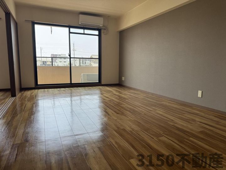 岐阜県岐阜市茜部菱野2(マンション)の賃貸物件の居間