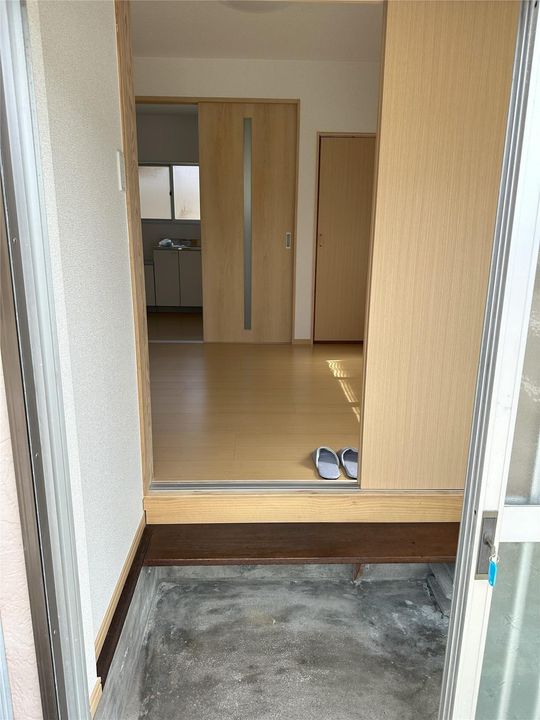 宮崎県宮崎市大塚町(一戸建)の賃貸物件の玄関