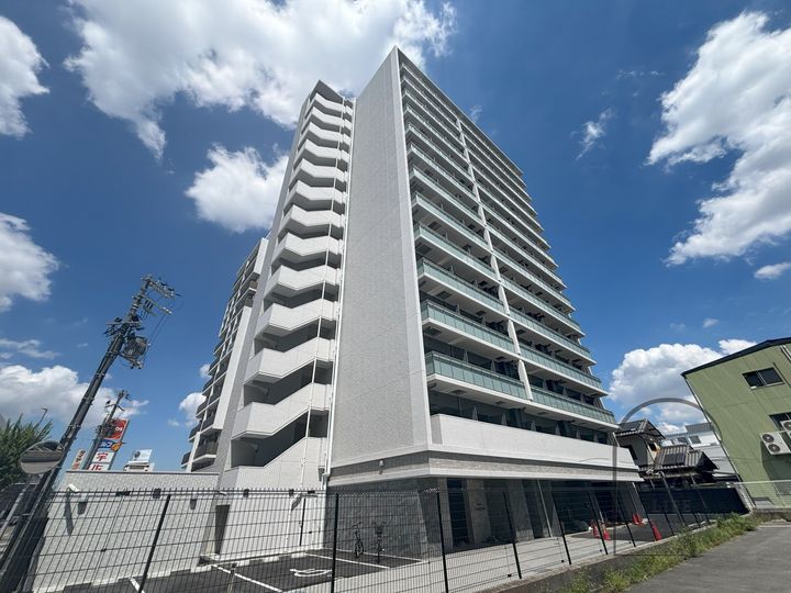ファーストフィオーレ長田グランディールの外観