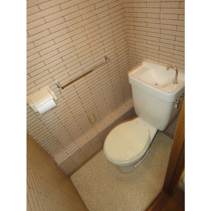 コーポ社の内装