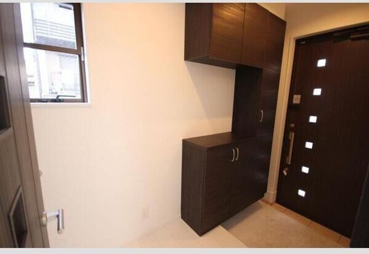 大阪府茨木市太田1(一戸建)の賃貸物件の玄関