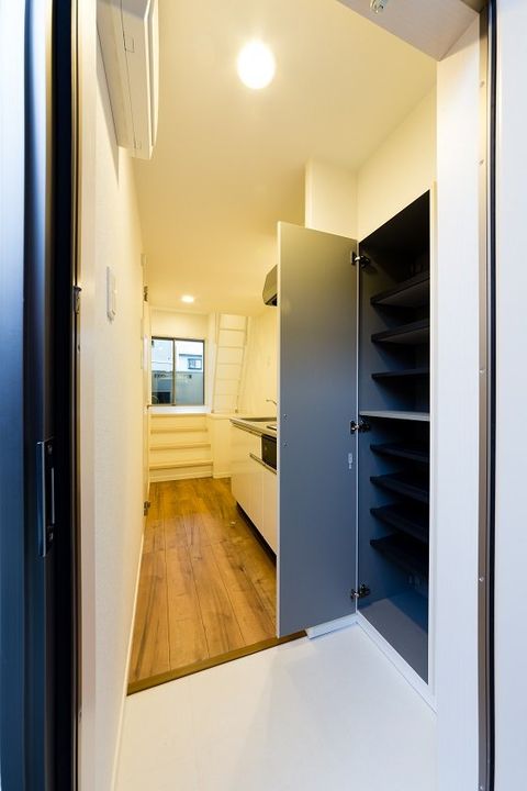 千葉県千葉市稲毛区稲毛3(アパート)の賃貸物件の玄関