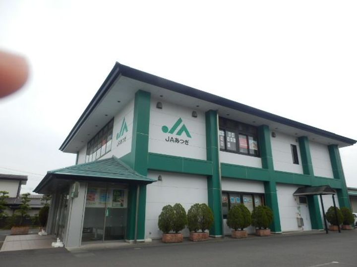 ウィリアムヒルズ本厚木の周辺