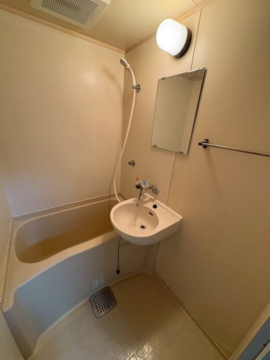 湯里ハイツB棟の風呂