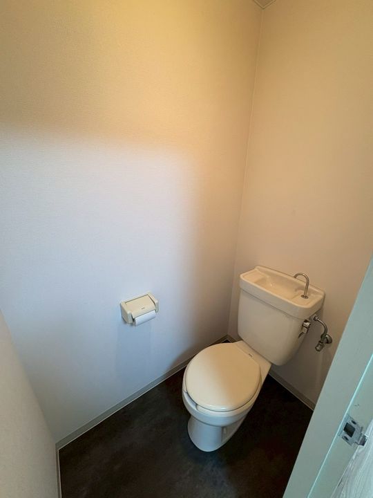 湯里ハイツB棟の内装