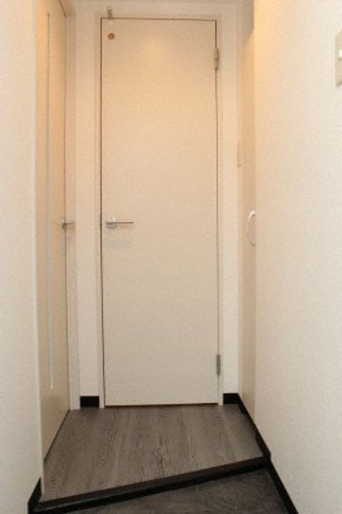 PROUD南郷(プラウド南郷)の玄関