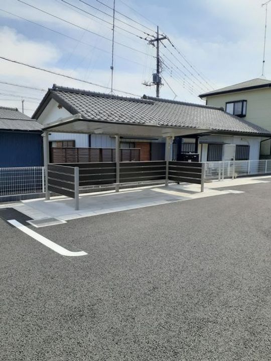 エアリー ブリーズBの地図