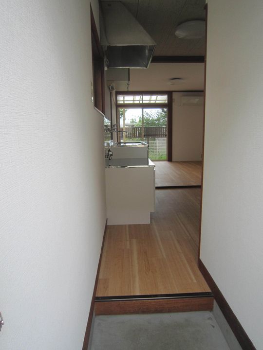 新潟県新潟市東区牡丹山4(一戸建)の賃貸物件の玄関
