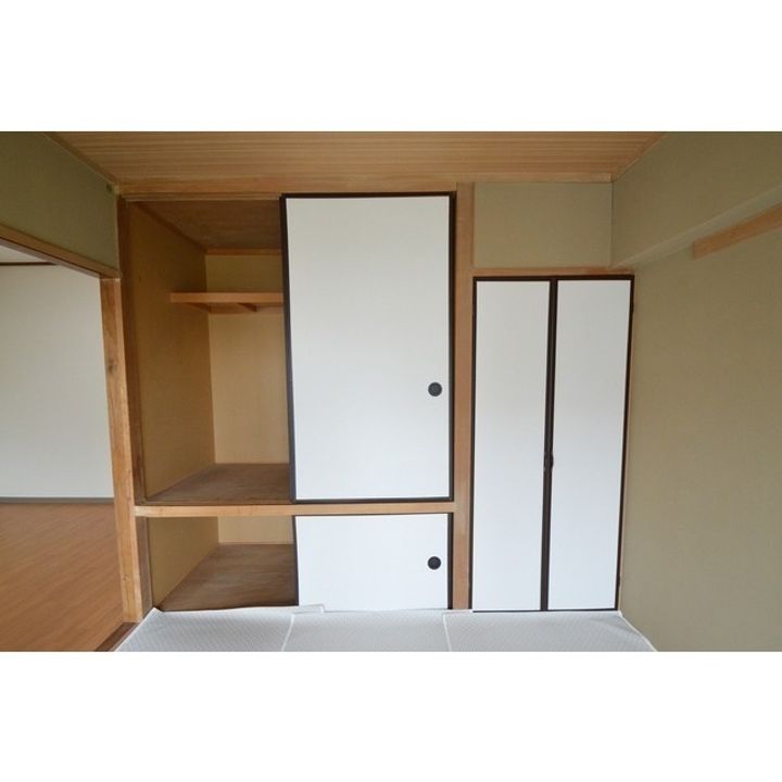 大栄マンションの内装