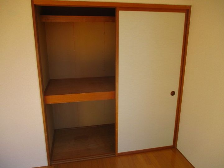 グリーンロードIIの内装