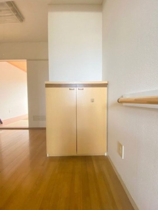 山本ビルの玄関