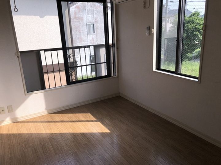 ハイツビシックの居間