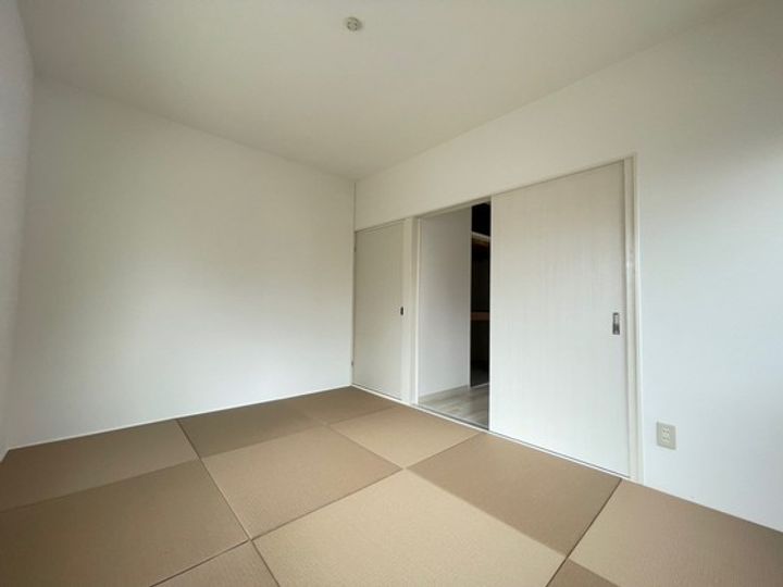 平和マンションの内装