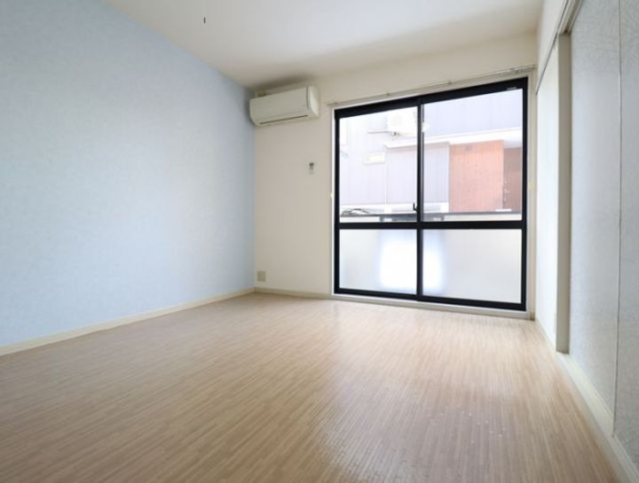 新潟県長岡市宮内6(アパート)の賃貸物件の居間