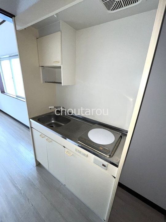 埼玉県坂戸市千代田1(アパート)の賃貸物件のキッチン