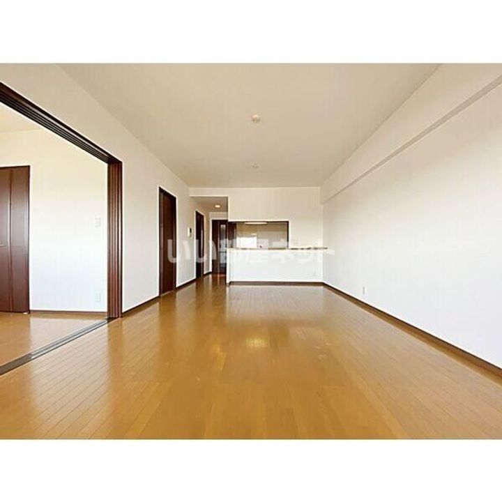 Hill Palace IKAIの内装