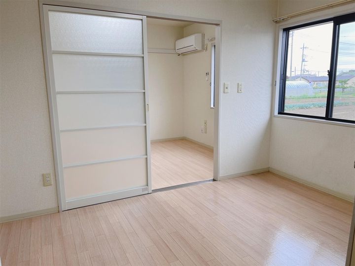 ディアスCの居間