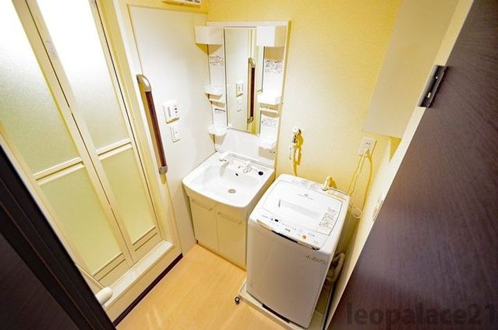 レオネクストブラウニー国立(53804)の内装