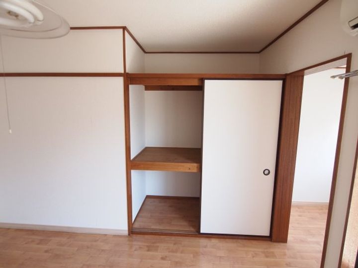 ユタカ・コーポの内装