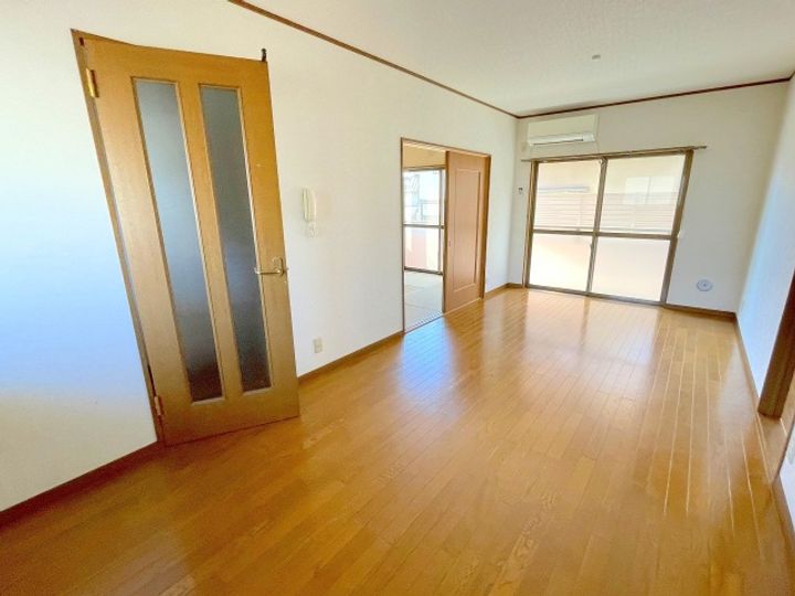 グランドハイツ井出口の内装