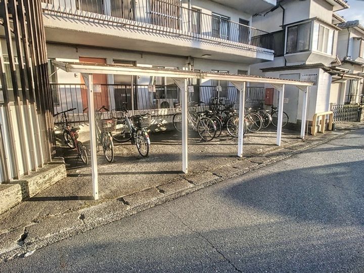 滋賀県守山市勝部5(マンション)の賃貸物件の地図