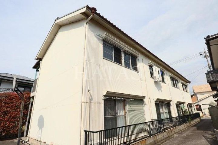 ニュー宝荘の外観