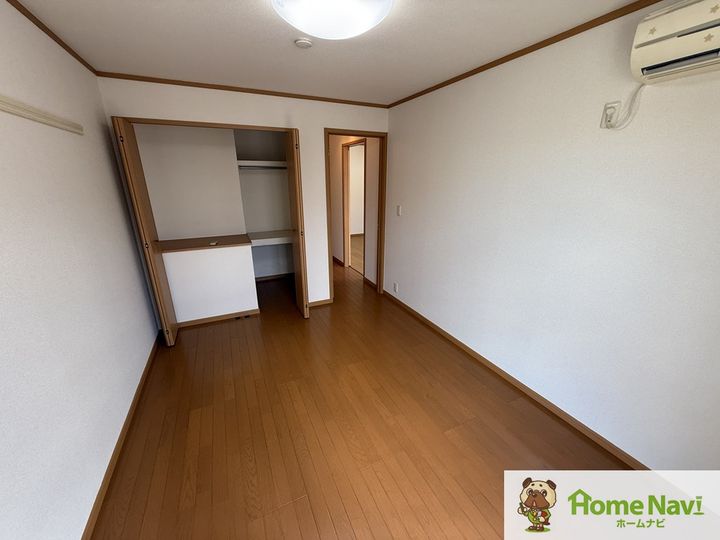 ファシネイション春日2の内装