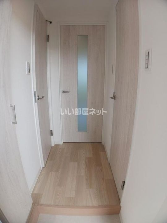 兵庫県加古川市加古川町河原(アパート)の賃貸物件の玄関