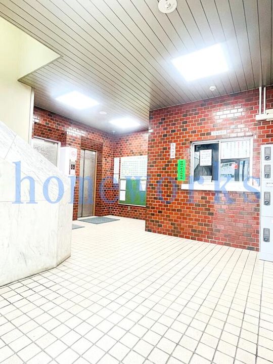 いづみハイツ茅場町の地図