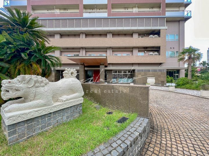 ロイヤルパークスタワー南千住の外観