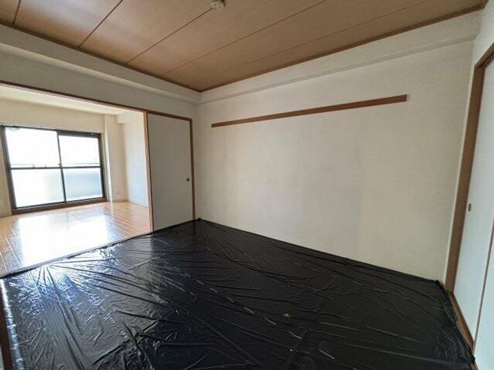 セザール壱番館の玄関