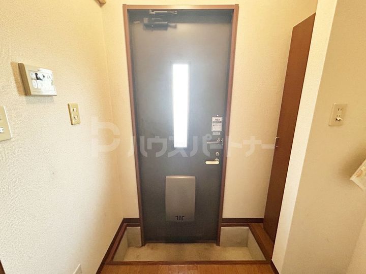 ソフィアヒルズE・Fの玄関