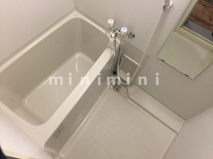熊本県熊本市中央区出水5(マンション)の賃貸物件の風呂