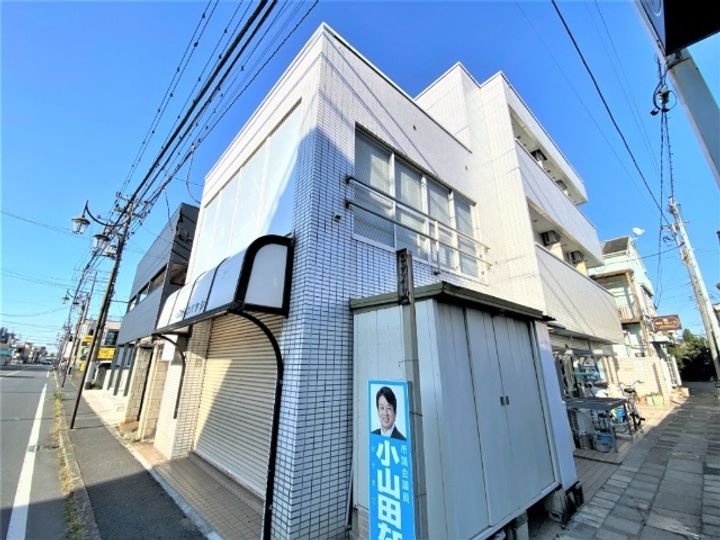 小林ビルの外観