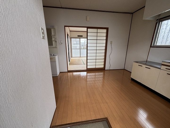 あゆみ荘の玄関