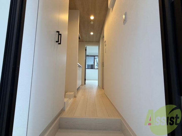 ADIOS平成2の玄関