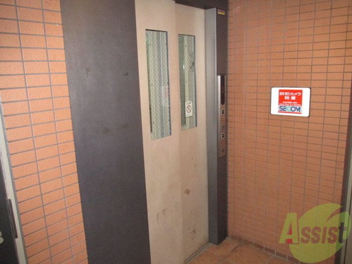 リアルテ湊川公園の地図