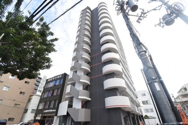 セレニテ新大阪プリエの地図